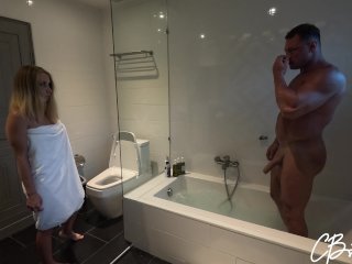 Мачеха была шокирована от увиденного в ванной