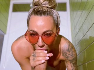 POV: Lucky пошёл в душ и ему пососали член