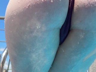 ПУБЛИЧНЫЕ ПЕРДЕЖИ: Вонишь в бассейне своими пердежами (полное видео в моём ONLYFANS)