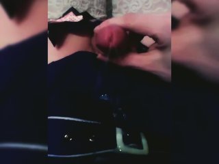 Hattabi4ik Кроссдресс мастурбирует и камшот (Домашнее)