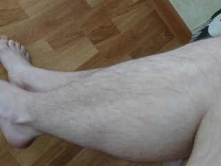 Фетиш волосатых ног: поклоняйся своей жене и сперме её любовника на волосатых ногах