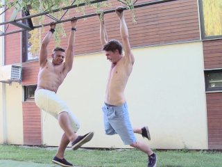 GAYWIRE - Накачанные парни Niko & Tony размножаются в сыром нападении