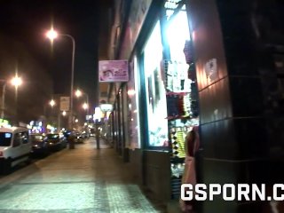 Горячая рыжеволосая чешка трахается за деньги