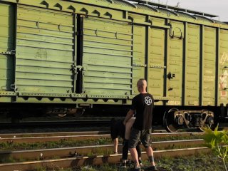 Обожаем вылизывать задницы прямо на улице