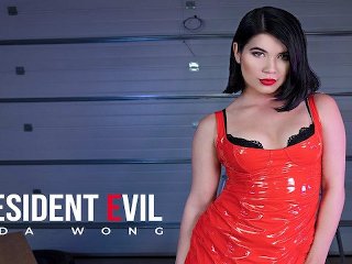 Подросток Lady Dee As Ada Wong нуждается в G-точке лечении в RESIDENT EVIL XXX ПАРОДИЯ