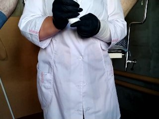 Медицинский фетиш - медсестра и влагалище с презервативом (камшот пациента)