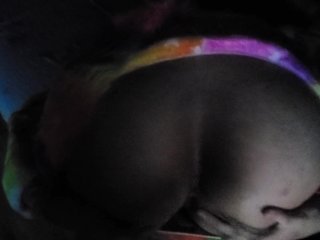 ОТЖАРИЛ ИГРИВУЮ МАЛЫШКУ