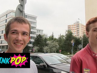 Twink Pop - Красивый парень нужны деньги и единственный способ получить это трахать его в попку